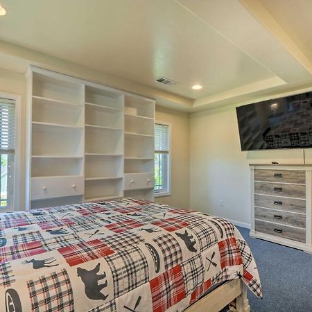 Charming Medford Getaway About 4 Miles To Downtown! Villa Exterior photo
