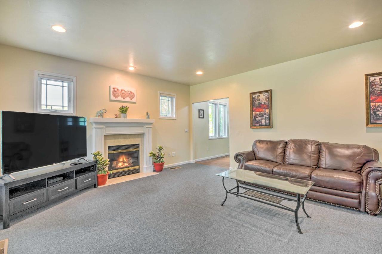 Charming Medford Getaway About 4 Miles To Downtown! Villa Exterior photo