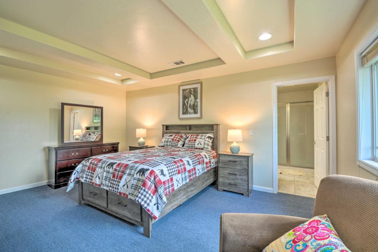 Charming Medford Getaway About 4 Miles To Downtown! Villa Exterior photo