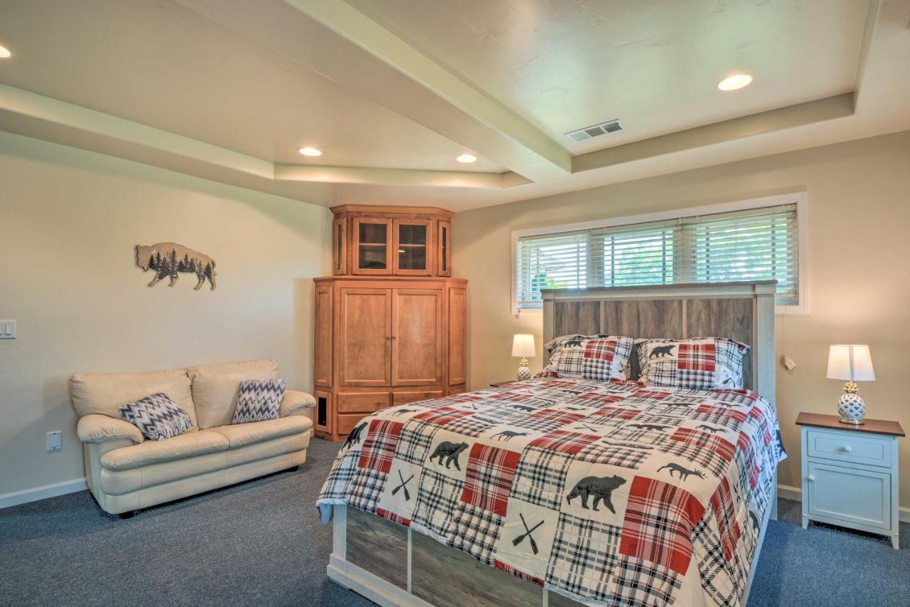Charming Medford Getaway About 4 Miles To Downtown! Villa Exterior photo