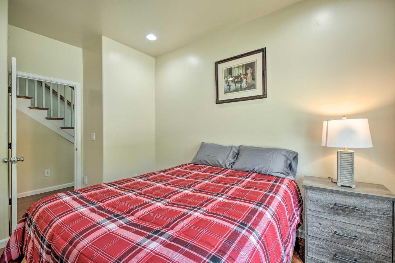 Charming Medford Getaway About 4 Miles To Downtown! Villa Exterior photo